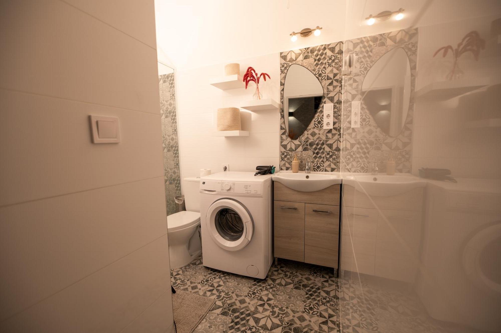 Danube Dwelling Rozsa 99 Apartment Budapest Bagian luar foto